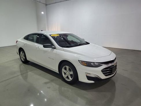 Used 2020 Chevrolet Malibu LS image 2