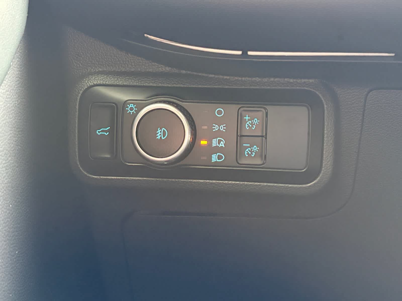 Used 2025 Ford Explorer ST AWD/4WD image 17