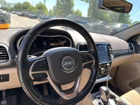 Used 2020 Jeep Grand Cherokee Limited w/ Luxury Group II AWD/4WD image 12
