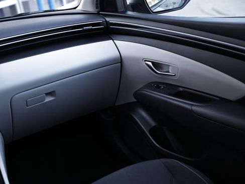 Used 2023 Hyundai Tucson SE image 27