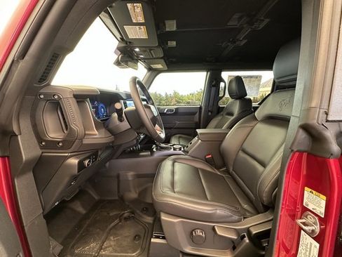 New 2025 Ford Bronco Big Bend w/ Black Diamond Package image 7