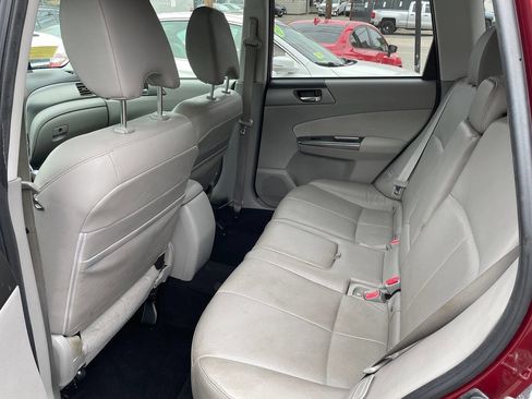 Used 2011 Subaru Forester 2.5X Limited AWD/4WD image 10