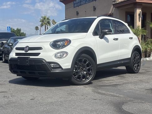 Used 2017 FIAT 500X Trekking image 1
