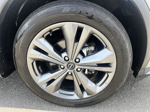 Certified 2023 Nissan Murano Platinum w/ Cargo Package AWD/4WD image 12