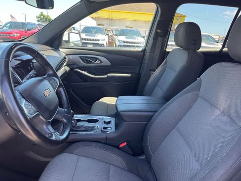 Used 2023 Chevrolet Traverse LT FWD image 27