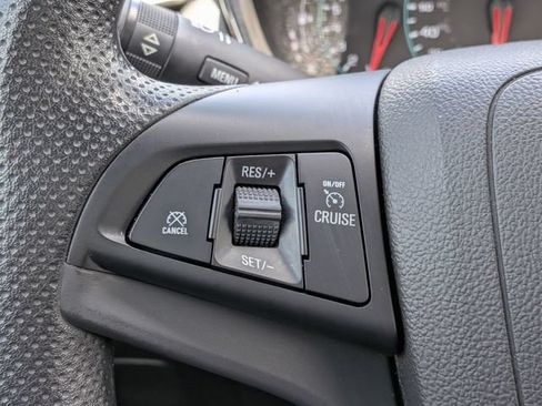 Used 2019 Chevrolet Trax LT FWD image 24