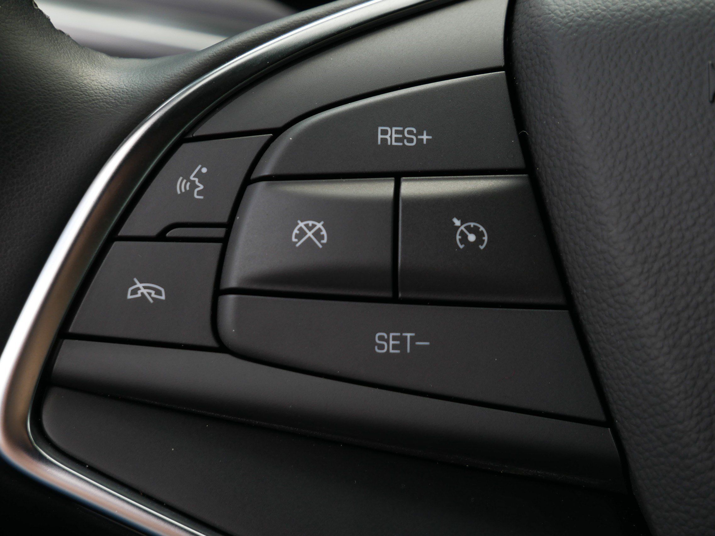 Used 2026 Cadillac XT5 Luxury w/ LPO, Floor Liner Package AWD/4WD image 27