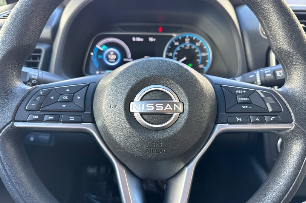 Used 2025 Nissan Leaf S FWD image 22
