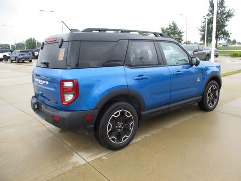 Used 2025 Ford Bronco Sport Outer Banks w/ Outer Banks Tech Package+ AWD/4WD image 5
