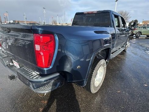 Used 2021 Chevrolet Silverado 3500 High Country w/ Technology Package image 3