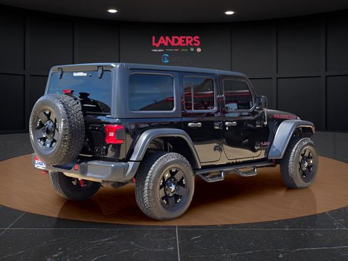 Used 2019 Jeep Wrangler Unlimited Rubicon AWD/4WD image 4