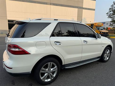 Used 2012 Mercedes-Benz ML 350 BlueTEC 4MATIC image 20