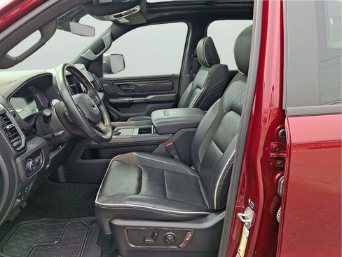 Used 2025 RAM 1500 Limited AWD/4WD image 11
