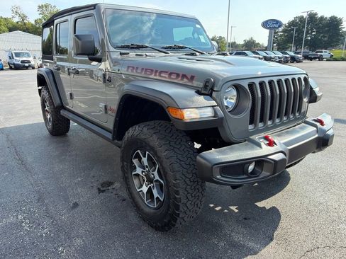 Used 2023 Jeep Wrangler Unlimited Rubicon w/ Cold Weather Group AWD/4WD image 7