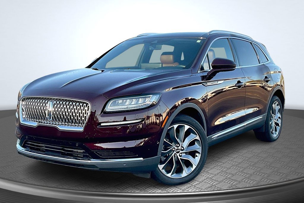 Certified 2022 Lincoln Nautilus Reserve w/ Equipment Group 201A FWD image 3