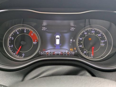 Used 2021 Jeep Cherokee High Altitude image 23