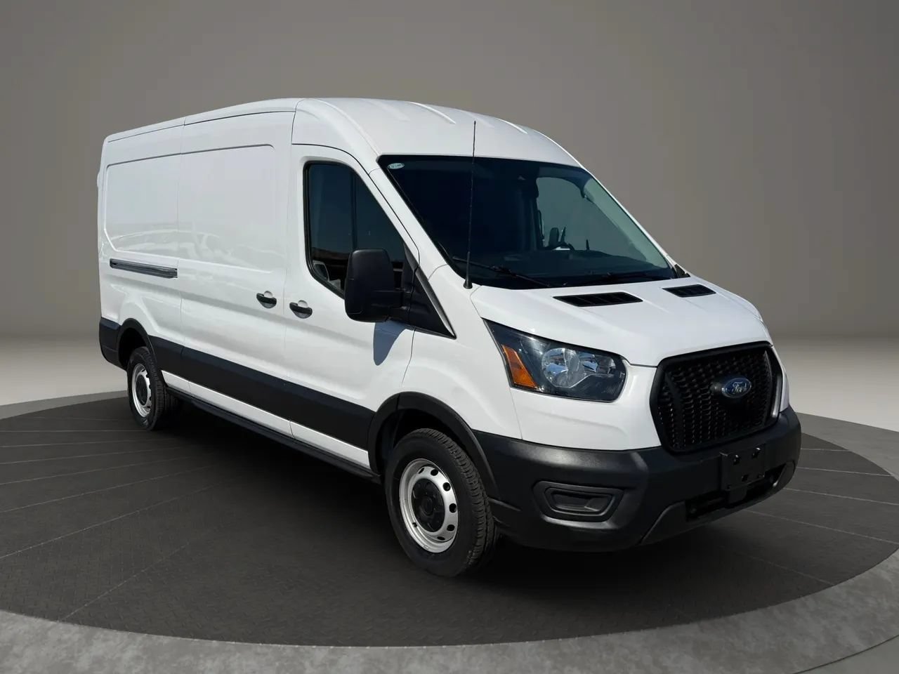 Used 2023 Ford Transit 250 Medium Roof w/ Load Area Protection Package RWD image 9