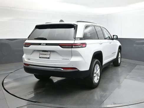 New 2025 Jeep Grand Cherokee Laredo X w/ Luxury Tech Group I image 11