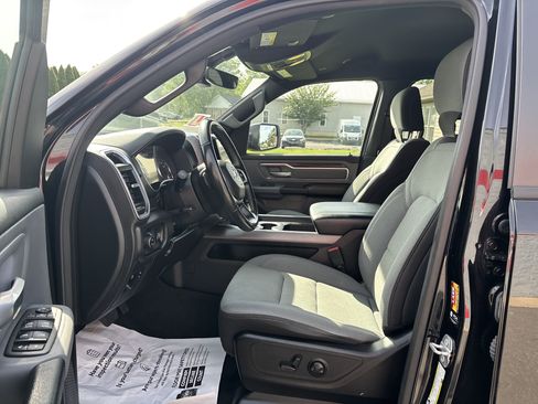 Used 2022 RAM 1500 Big Horn AWD/4WD image 12