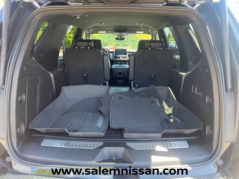Used 2023 Chevrolet Tahoe High Country AWD/4WD image 23