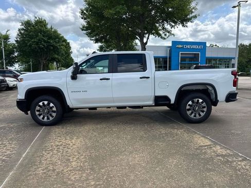 New 2026 Chevrolet Silverado 2500 Custom w/ Custom Value Package RWD image 5