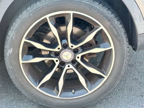 Used 2017 Mercedes-Benz GLA 250 4MATIC image 7