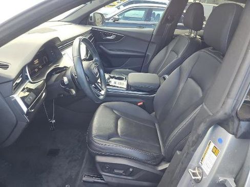 Used 2021 Audi Q8 Premium Plus AWD/4WD image 5