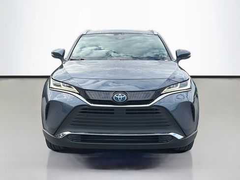 Used 2022 Toyota Venza XLE image 8