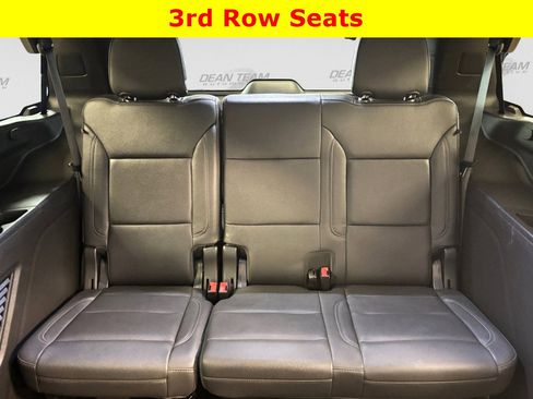 Used 2022 Chevrolet Tahoe Z71 w/ Luxury Package AWD/4WD image 26