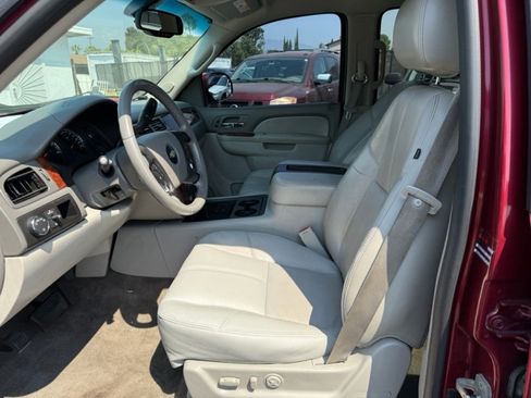 Used 2010 Chevrolet Tahoe LT w/ Luxury Package image 24