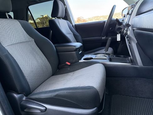 Used 2018 Toyota 4Runner SR5 RWD image 15