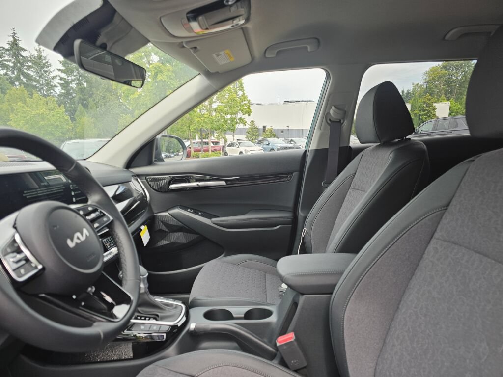 New 2026 Kia Seltos S AWD/4WD image 12