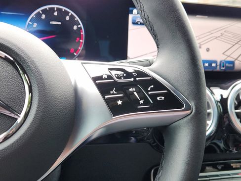 Used 2025 Mercedes-Benz C 300 Sedan image 52