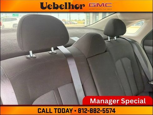 Used 2023 Kia K5 LXS FWD image 5