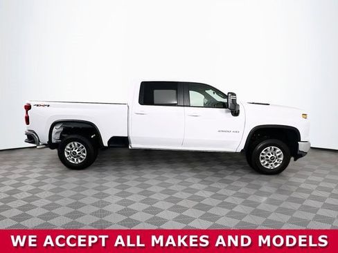Certified 2025 Chevrolet Silverado 2500 LT w/ Convenience Package image 29