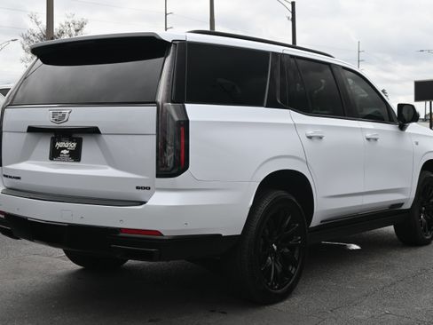 Used 2026 Cadillac Escalade Sport w/ LPO, ONYX Package image 18