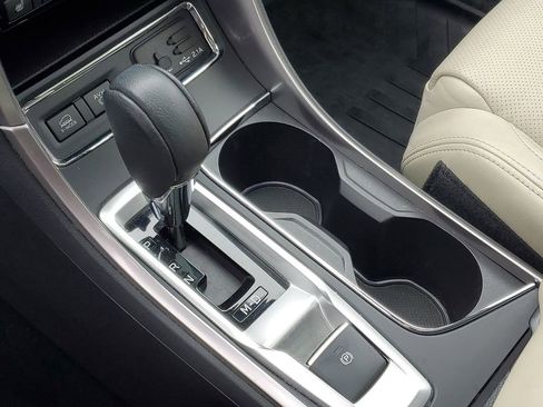 Used 2019 Subaru Ascent Limited w/ Popular Package #2 image 21