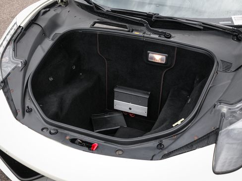 Used 2012 Ferrari 458 Italia Coupe RWD image 38