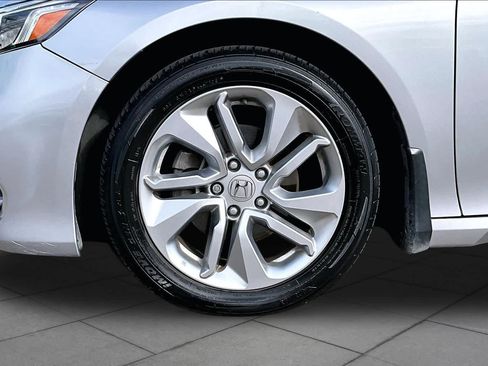 Used 2020 Honda Accord LX image 11