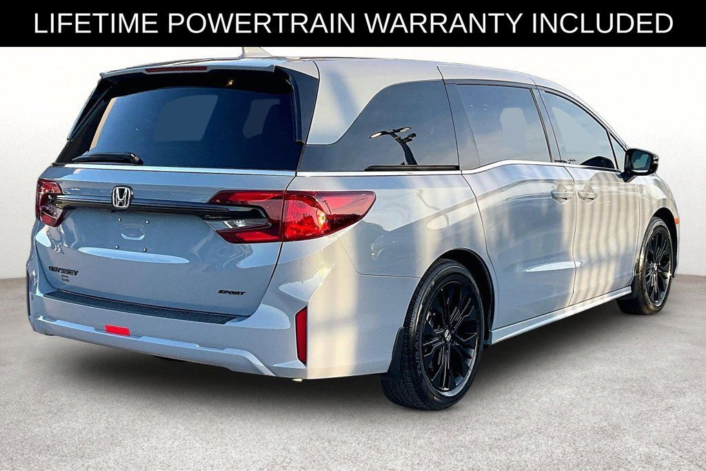 Used 2026 Honda Odyssey Sport-L image 2