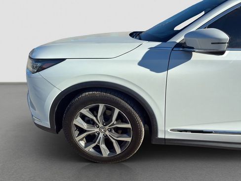 Used 2023 Acura MDX FWD w/ Technology Package image 3