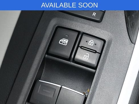 Used 2021 Toyota RAV4 XLE Premium AWD/4WD image 13