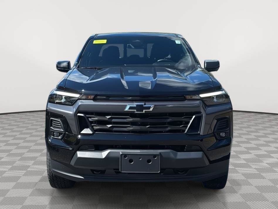 Used 2026 Chevrolet Colorado LT w/ LT Convenience Package AWD/4WD image 2
