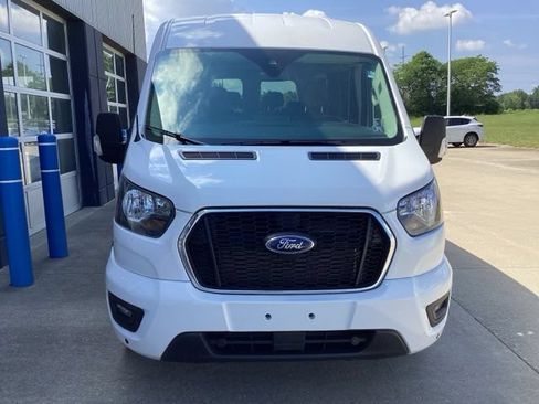 Used 2025 Ford Transit 350 XLT RWD image 3