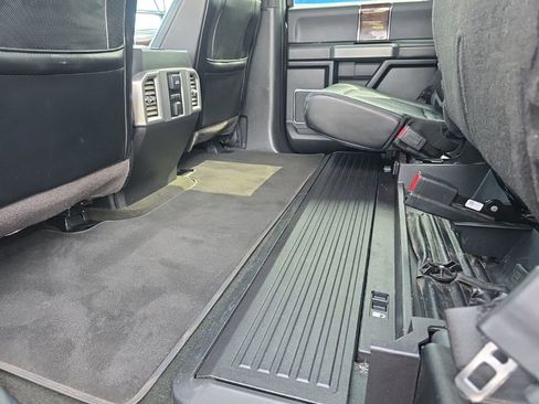 Used 2017 Ford F250 Platinum w/ Platinum Ultimate Package image 35