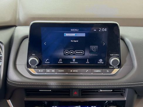 Used 2023 Nissan Rogue SV AWD/4WD image 15