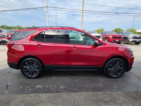 Used 2024 Chevrolet Equinox RS AWD/4WD image 6