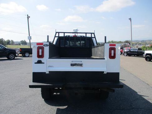Used 2019 Ford F250 XL w/ Power Equipment Group image 4