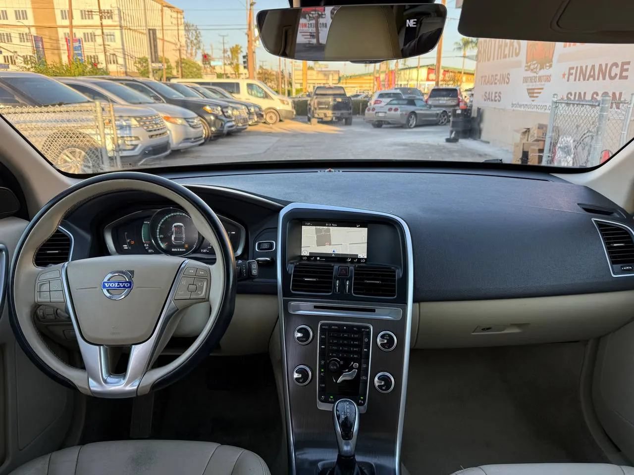 Used 2015 Volvo XC60 T5 AWD/4WD image 29