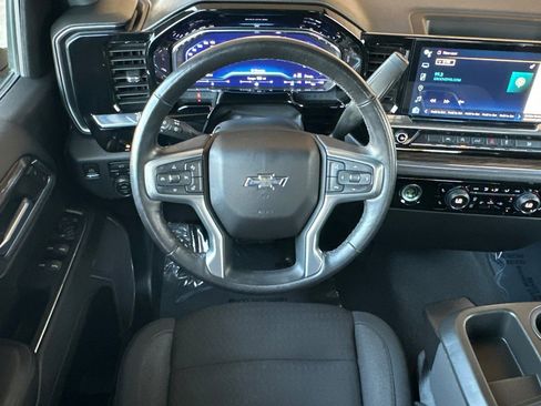 Used 2022 Chevrolet Silverado 1500 RST image 19
